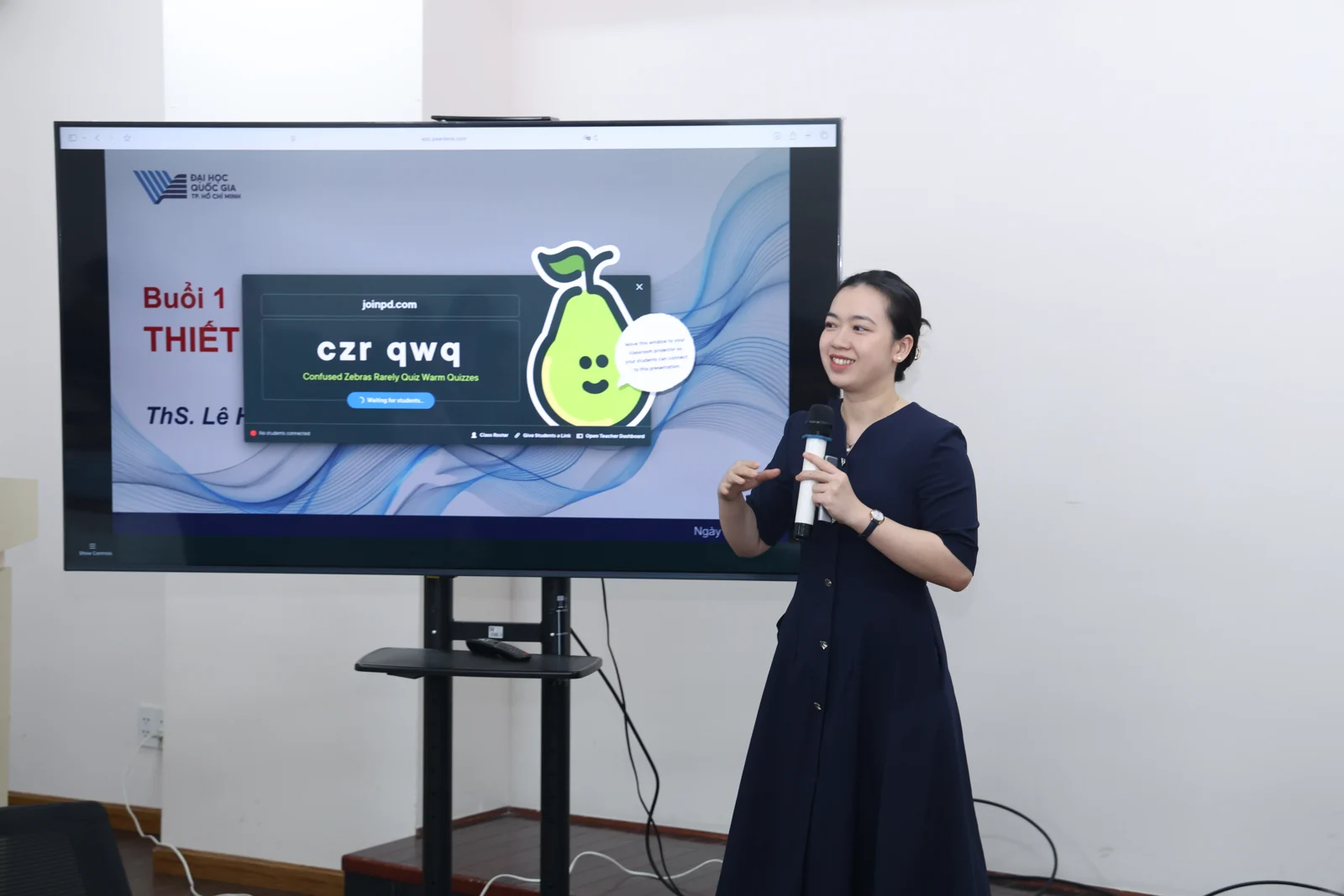 Training in online lesson design